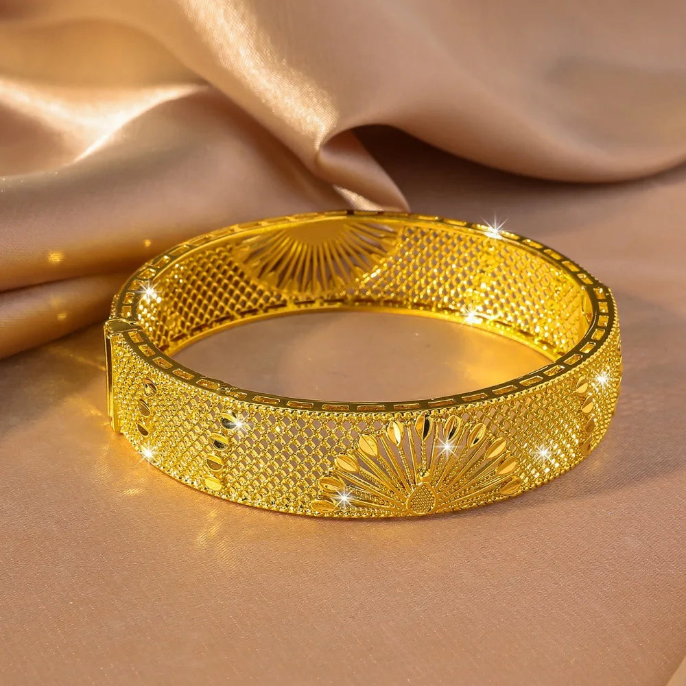 Luxury 24K 9999 Pure Gold real gold Peacock Open Screen Hollow Bracelet Buckle Bracelet Dubai Wedding Bracelet