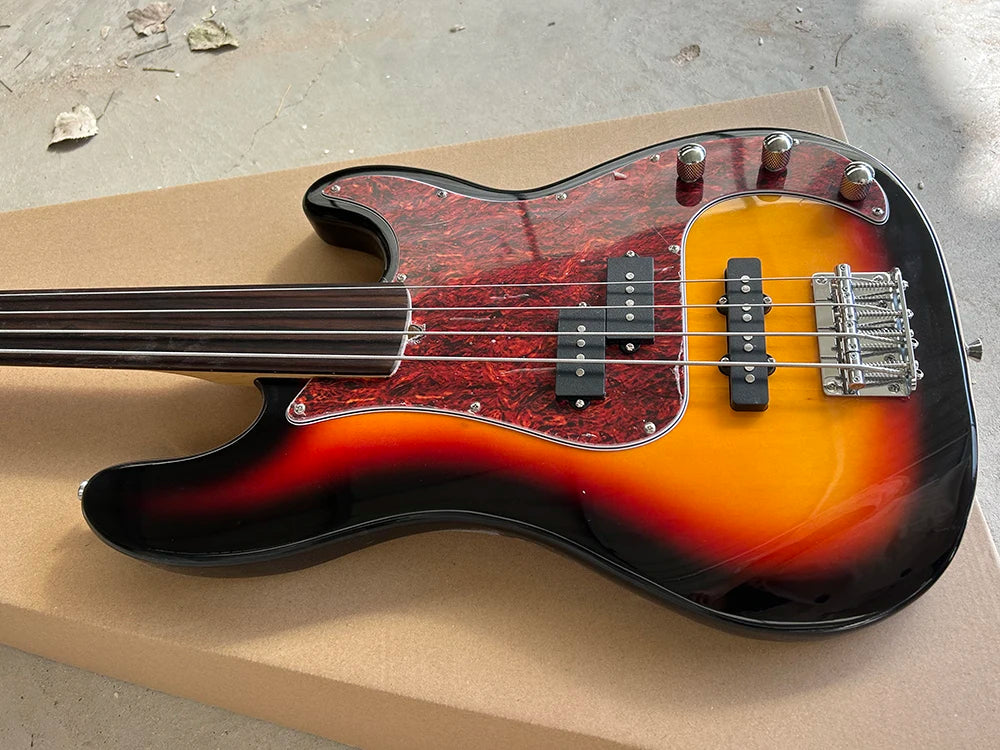 High Quality Tobacco Sunburst 4 And 5 Strings Electric Bass Guitar Fretless Rosewood Fretboard Red Pickguard Customizable