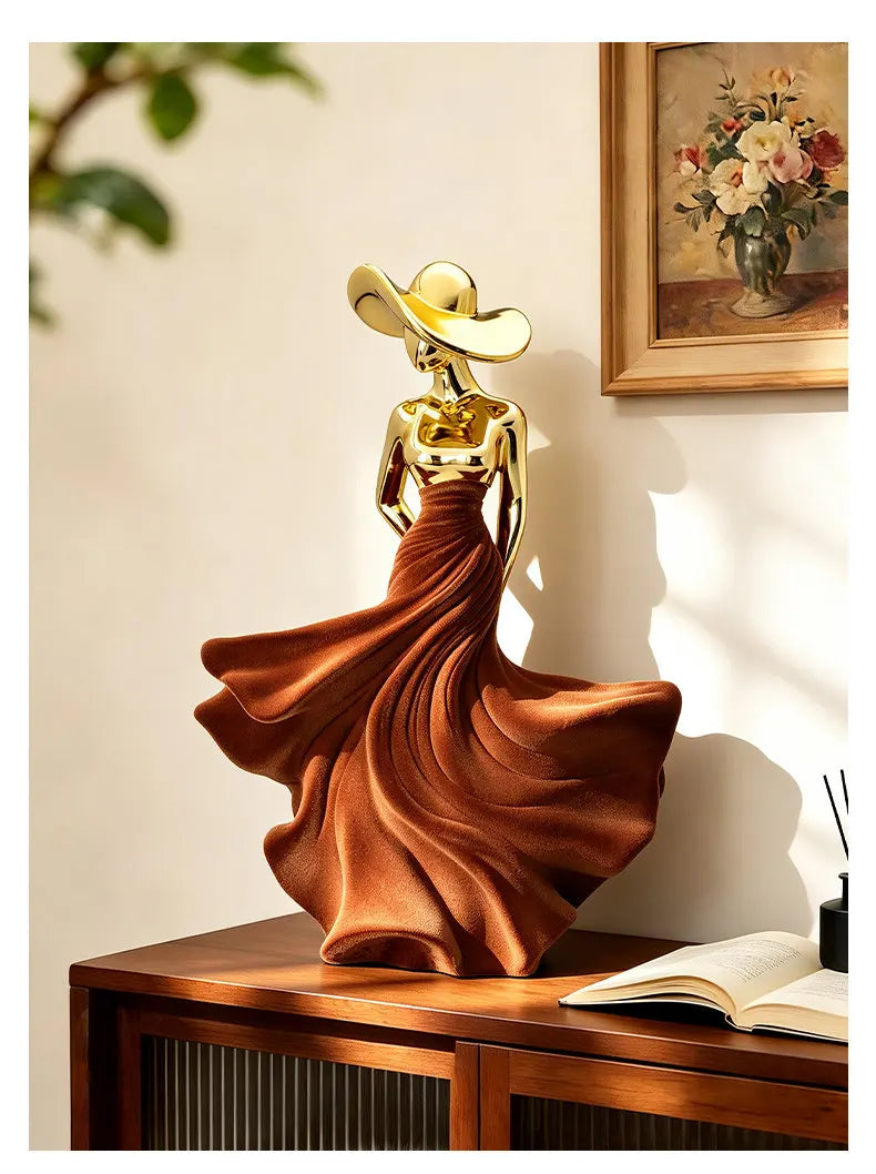 Luxury Home Decor Electroplating Flocked Figure Figurine Desk Decoration High-end LivingRoom TV Wine Cabinet Craft Ornament Gift