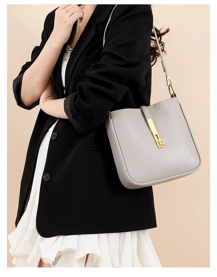 Light luxury genuine leather women's crossbody bag high quality handbag Fashion underarm bag French versatile Shoulder Bag