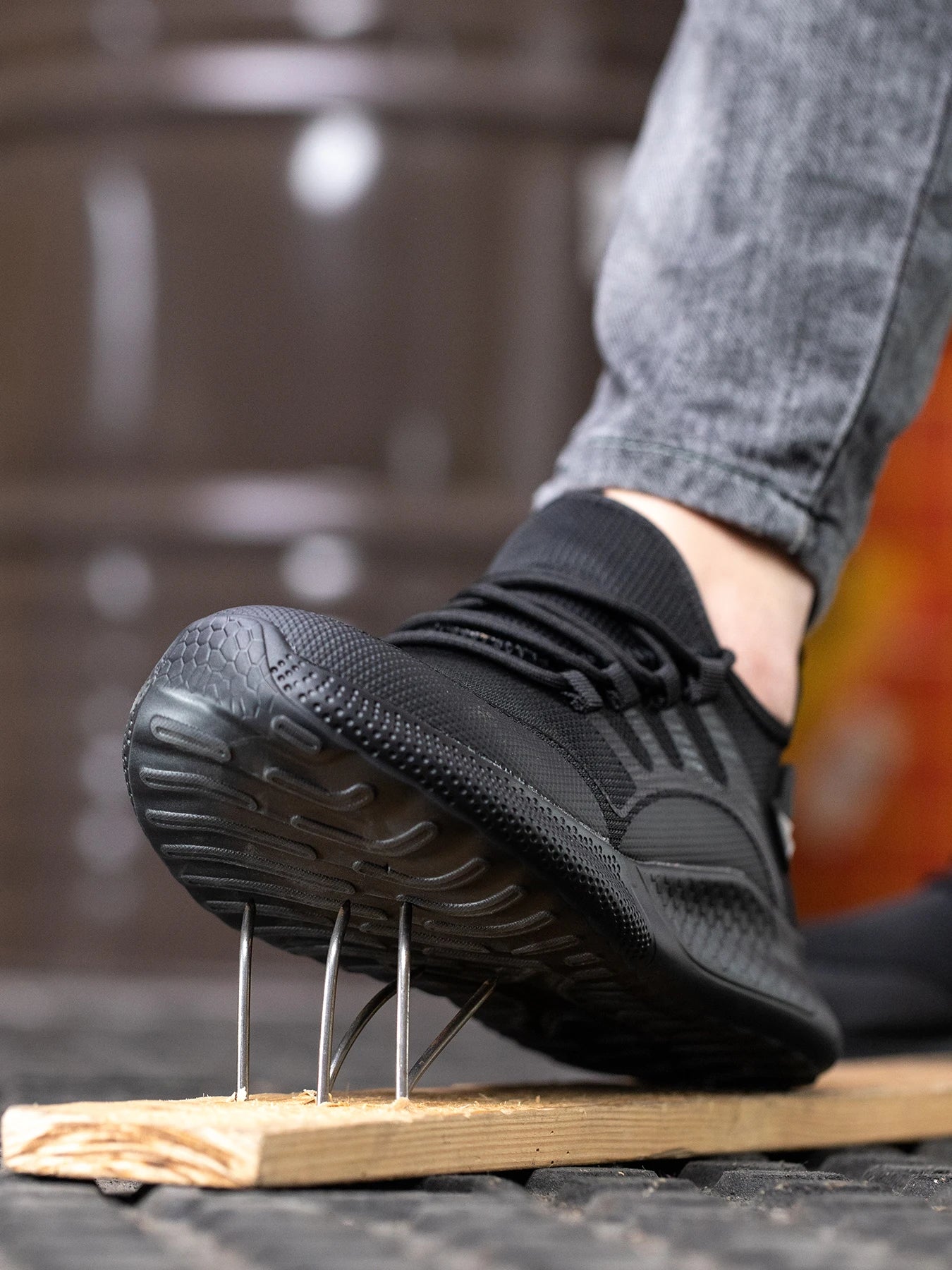 New Breathable Lightweight Work Shoes Comfortable Soft Safety Shoes European Standard Safety Shoes Sport Safety Steel-Toed Shoes