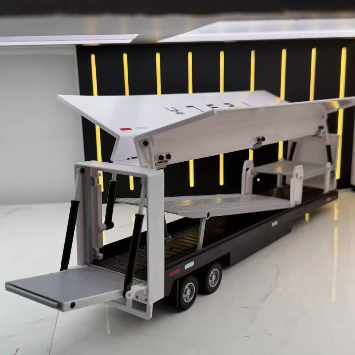 1:32 SEMI Extended Container Double Decker Transport Car Eagle Style Open Doors Light Sound Pull Back High Texture Ornament Toy